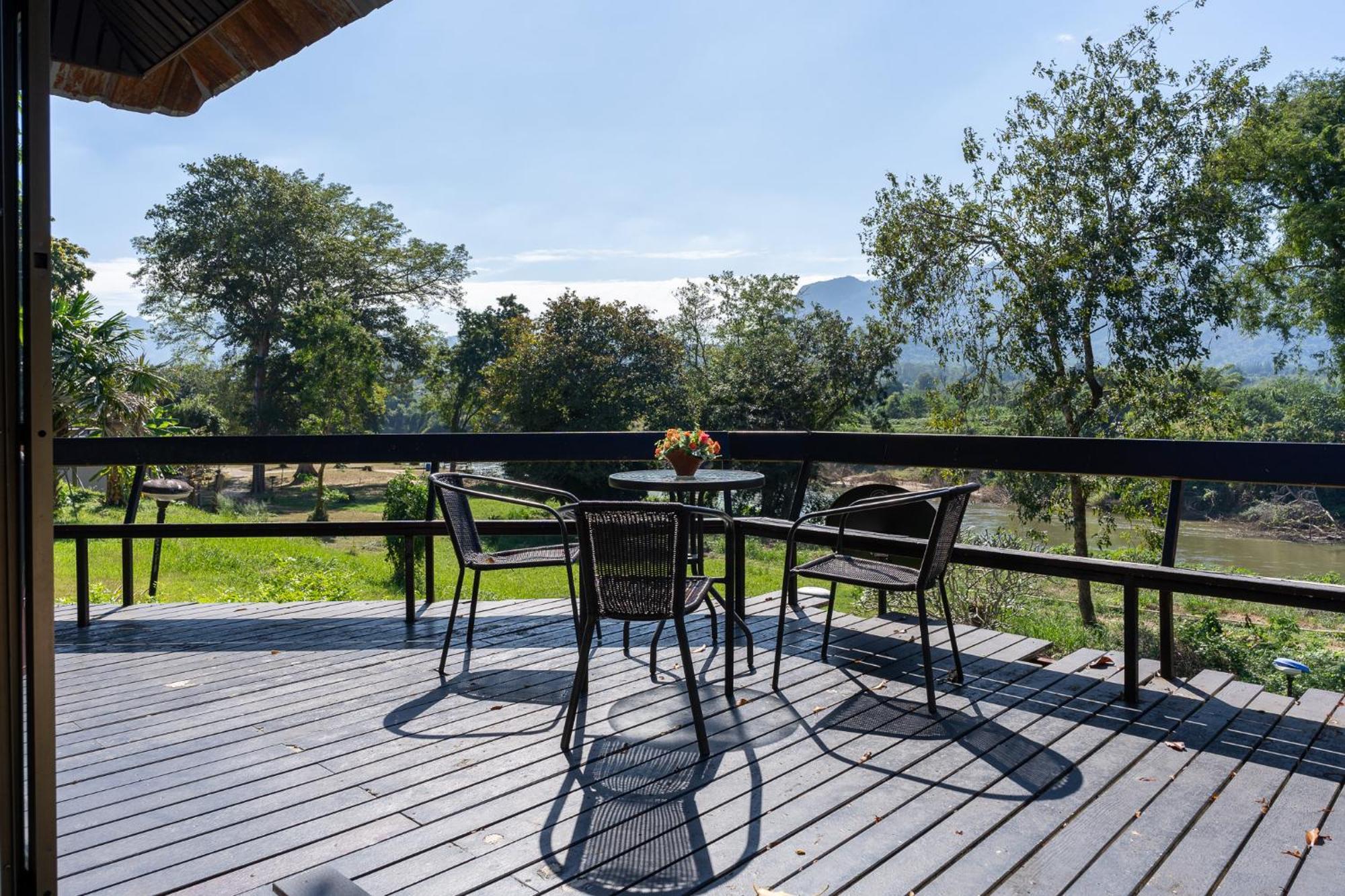 Pung-Waan Resort Sai Yok Extérieur photo